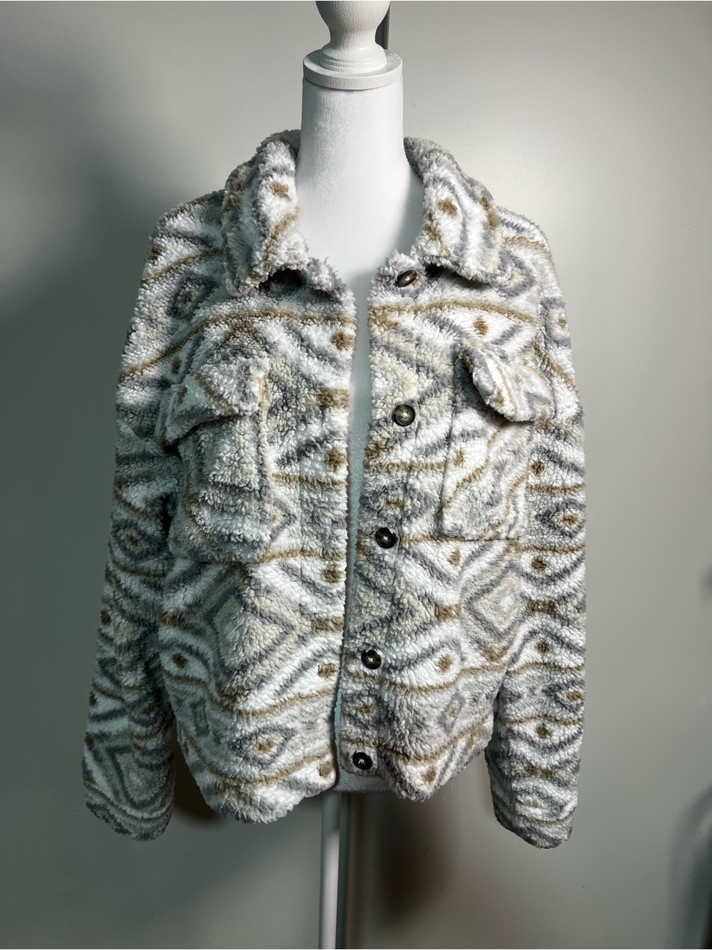 Cozy Geometric Teddy Jacket in White, Gray & Brown